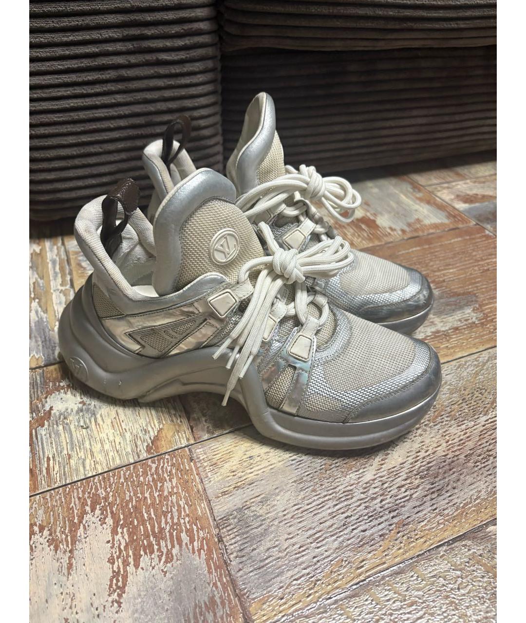 LOUIS VUITTON Серебряные текстильные кроссовки, фото 3