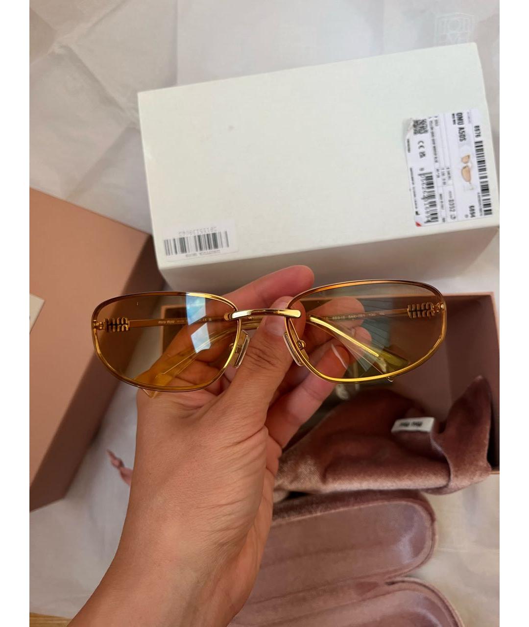 MIU MIU Желтые металлические солнцезащитные очки, фото 3