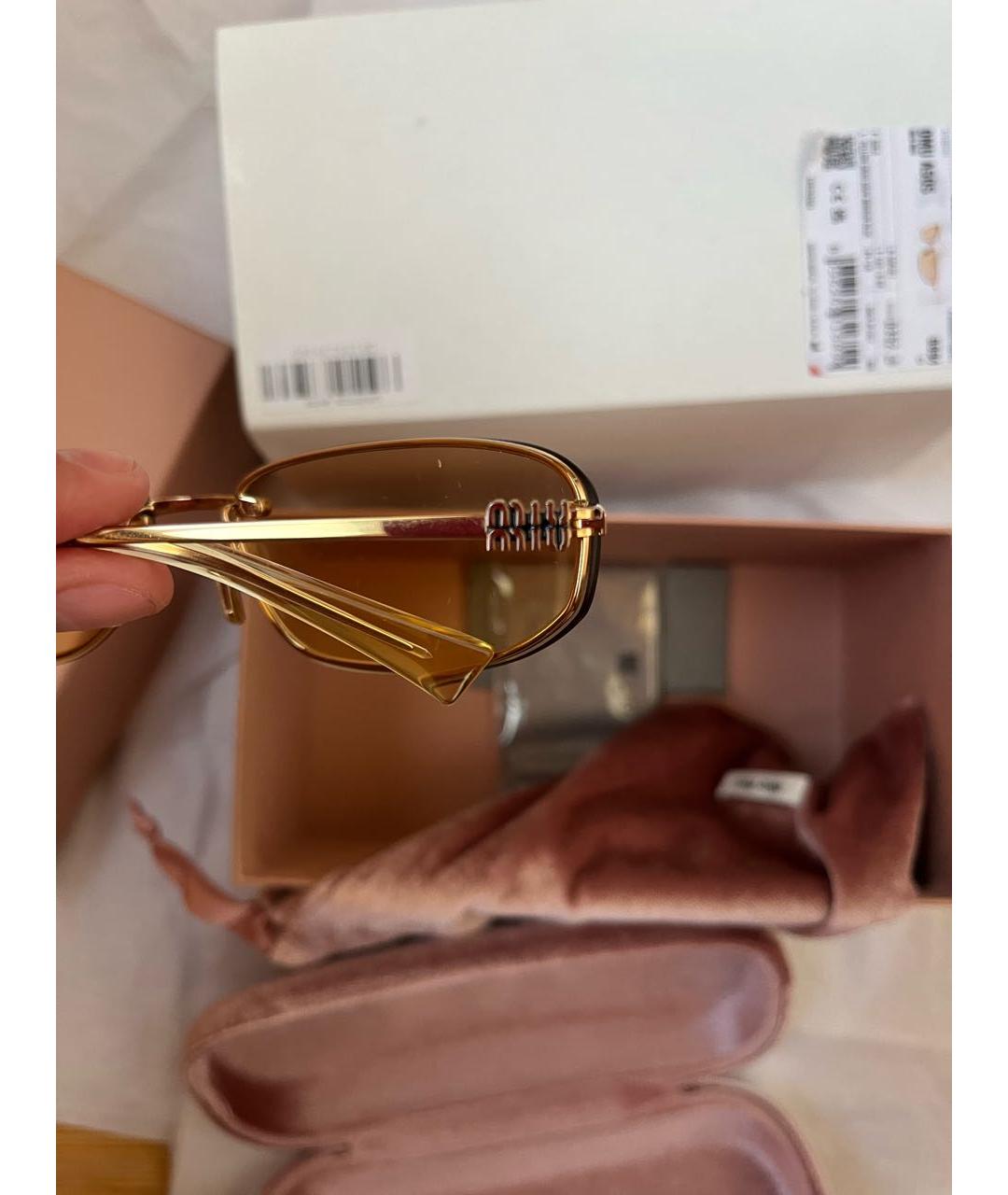 MIU MIU Желтые металлические солнцезащитные очки, фото 4