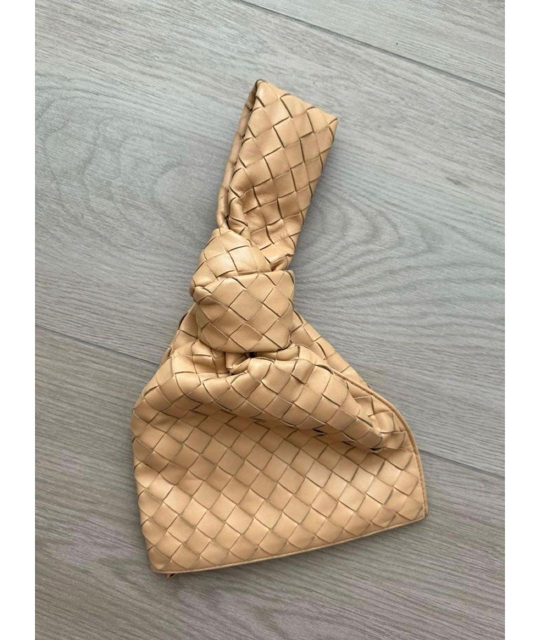 BOTTEGA VENETA Бежевая кожаная сумка с короткими ручками, фото 5