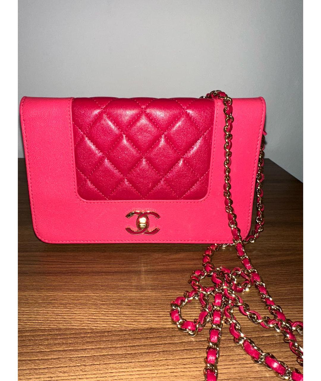 CHANEL Коралловая кожаная сумка через плечо, фото 2