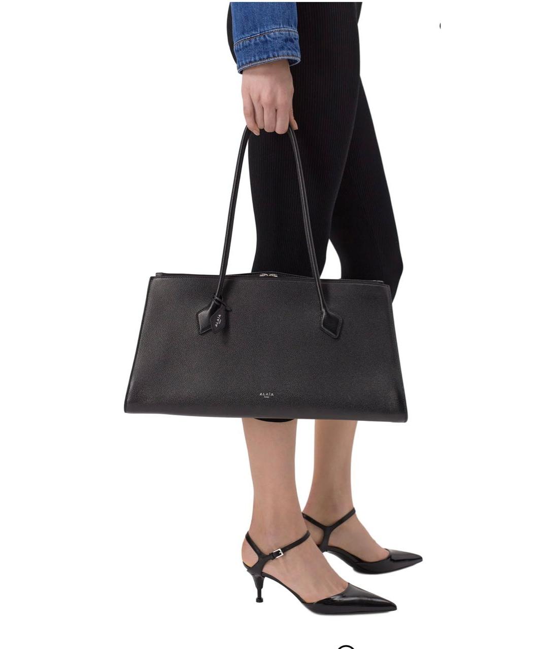 ALAIA Черная кожаная сумка тоут, фото 5