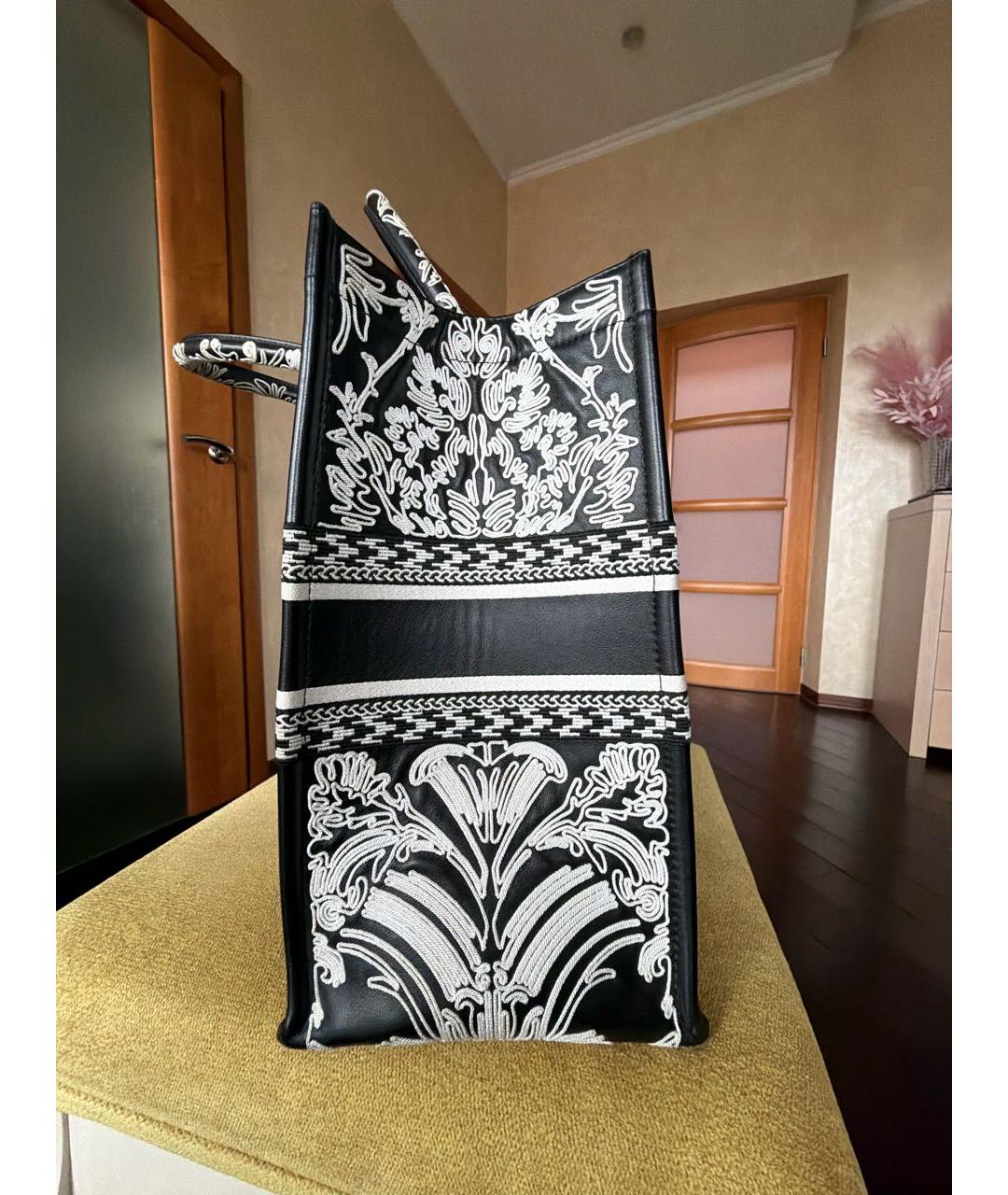 CHRISTIAN DIOR Черная кожаная сумка с короткими ручками, фото 2