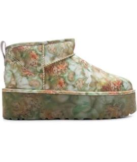 UGG AUSTRALIA Ботинки