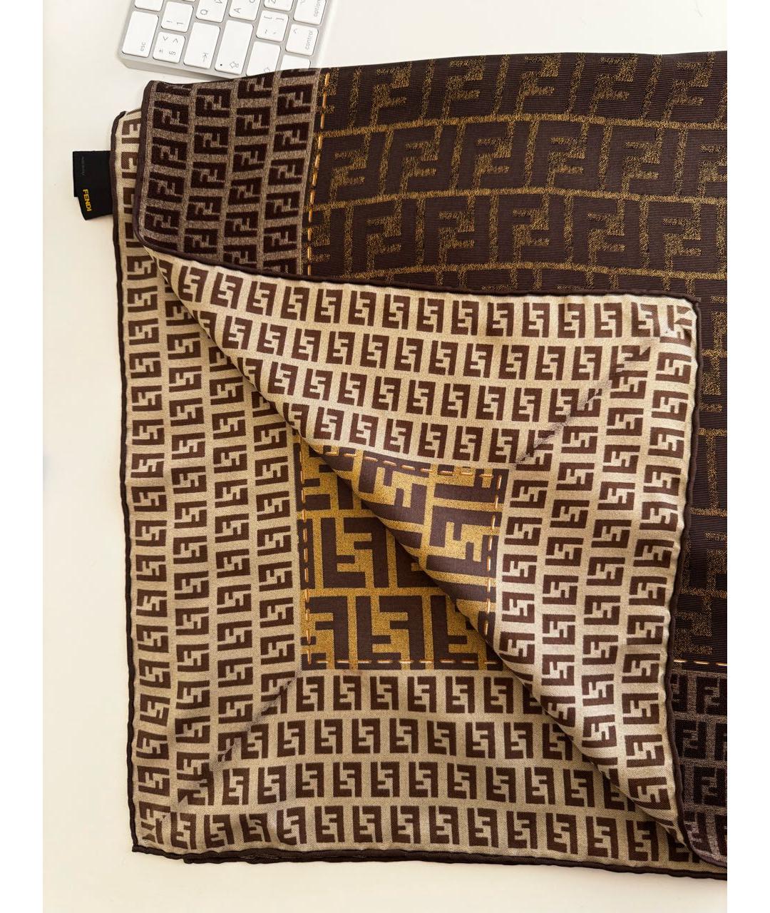 FENDI Коричневый шелковый платок, фото 2