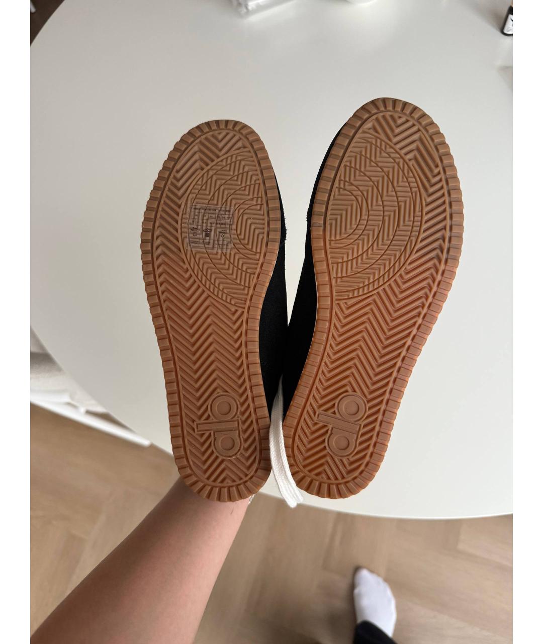 ALO YOGA Черные замшевые кеды, фото 4