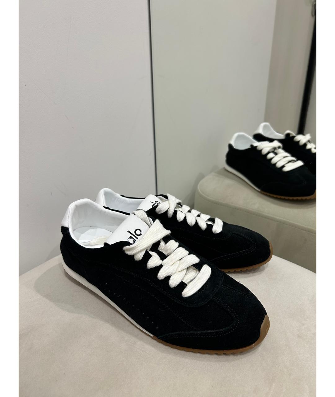 ALO YOGA Черные замшевые кеды, фото 7