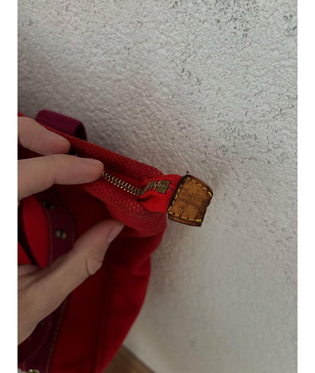 LOUIS VUITTON Красная тканевая сумка с короткими ручками, фото 4