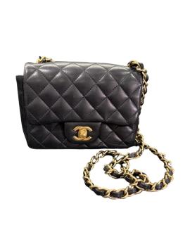 CHANEL Сумка через плечо