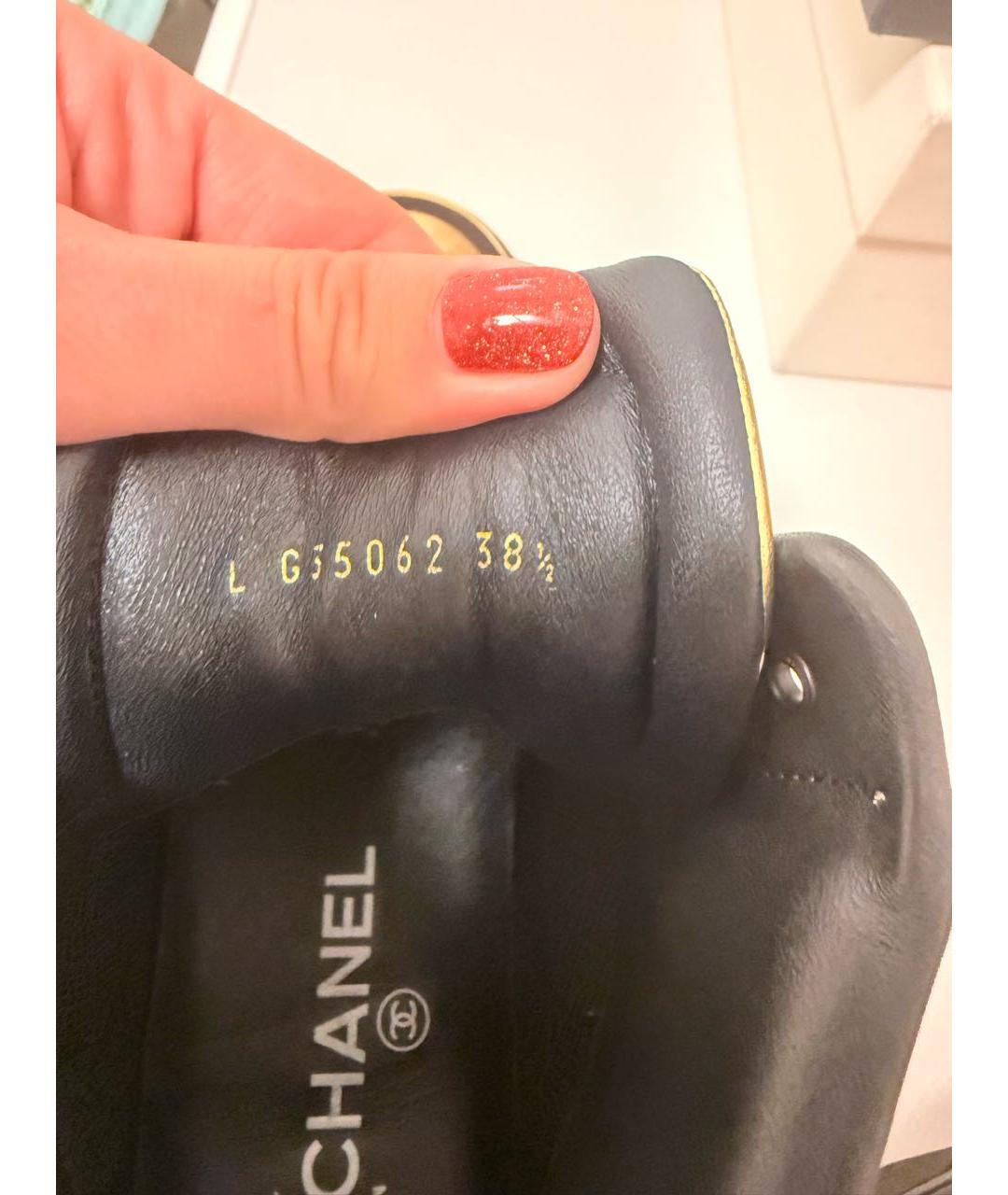 CHANEL Золотые кожаные кроссовки, фото 4