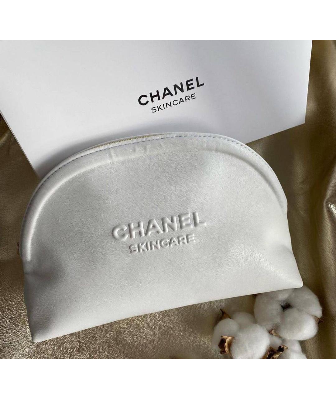 CHANEL BEAUTY Белая кожаная косметичка, фото 5