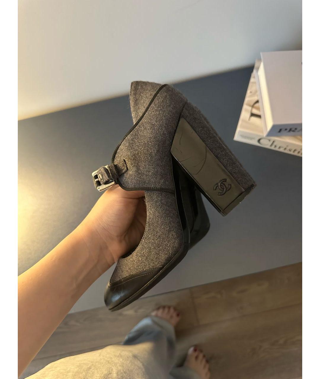 CHANEL Антрацитовые текстильные туфли, фото 4