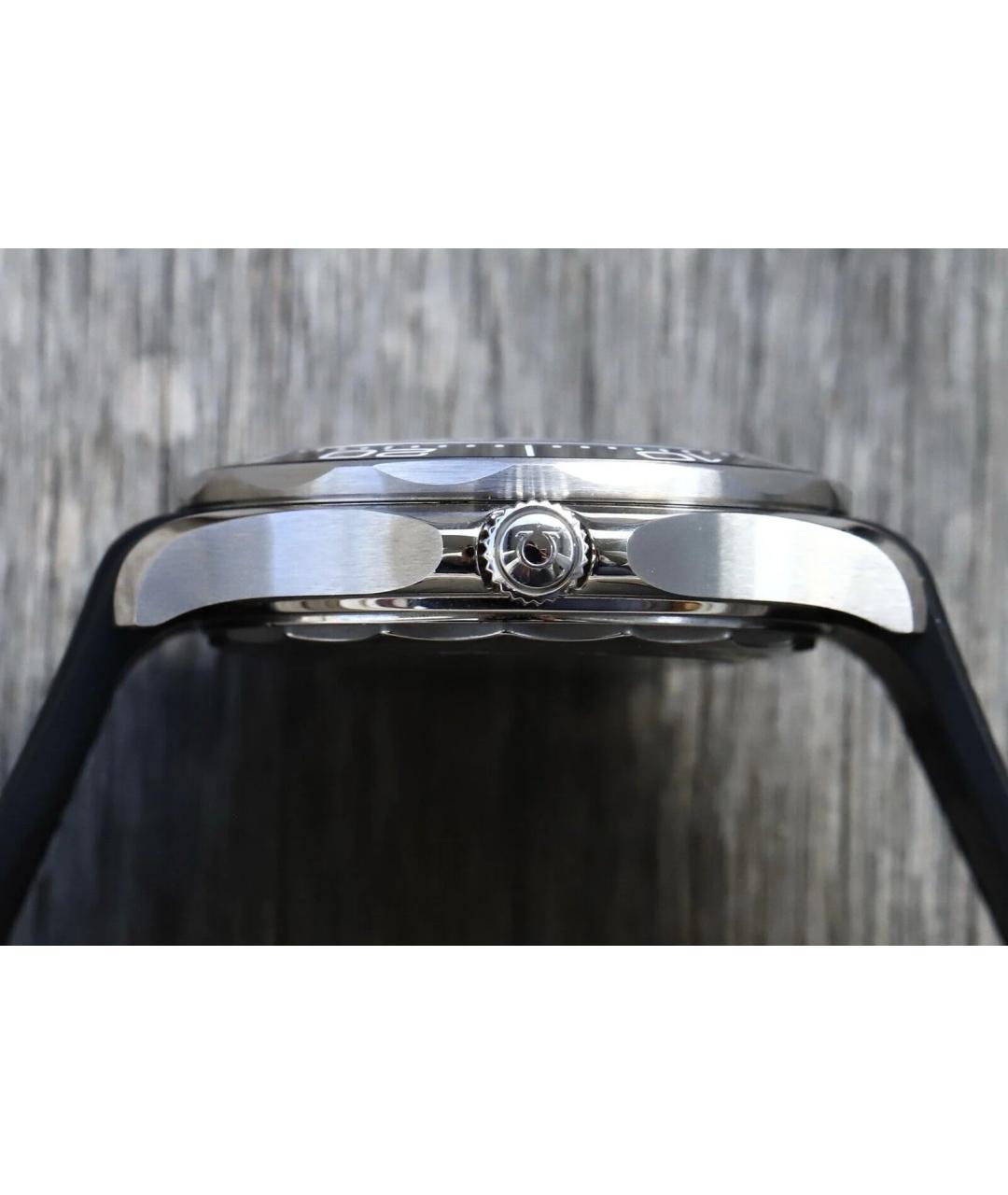 OMEGA Белые металлические часы, фото 5