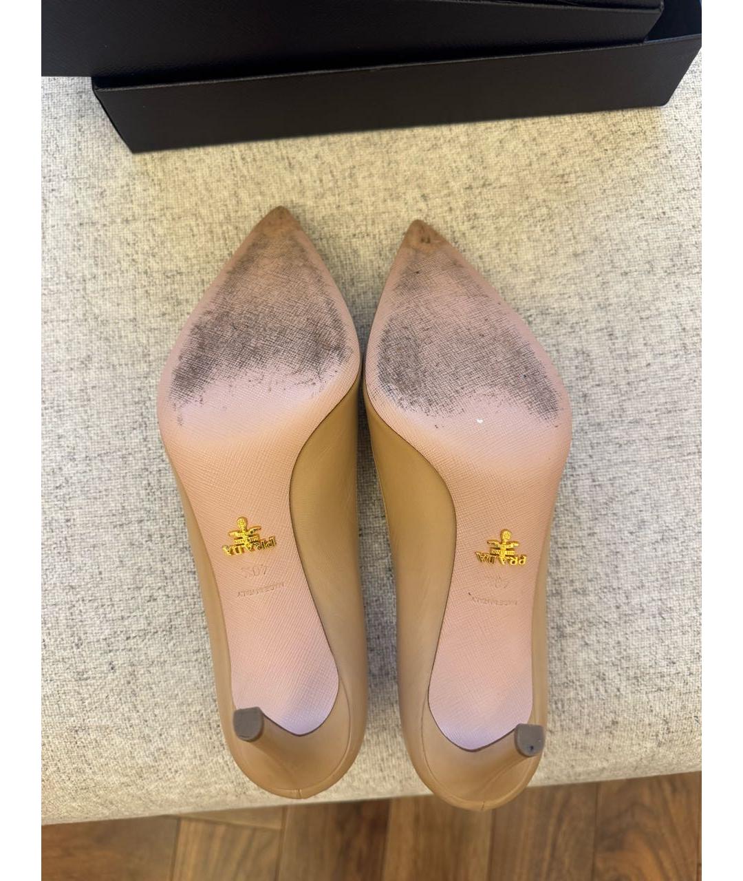 PRADA Бежевые кожаные туфли, фото 6