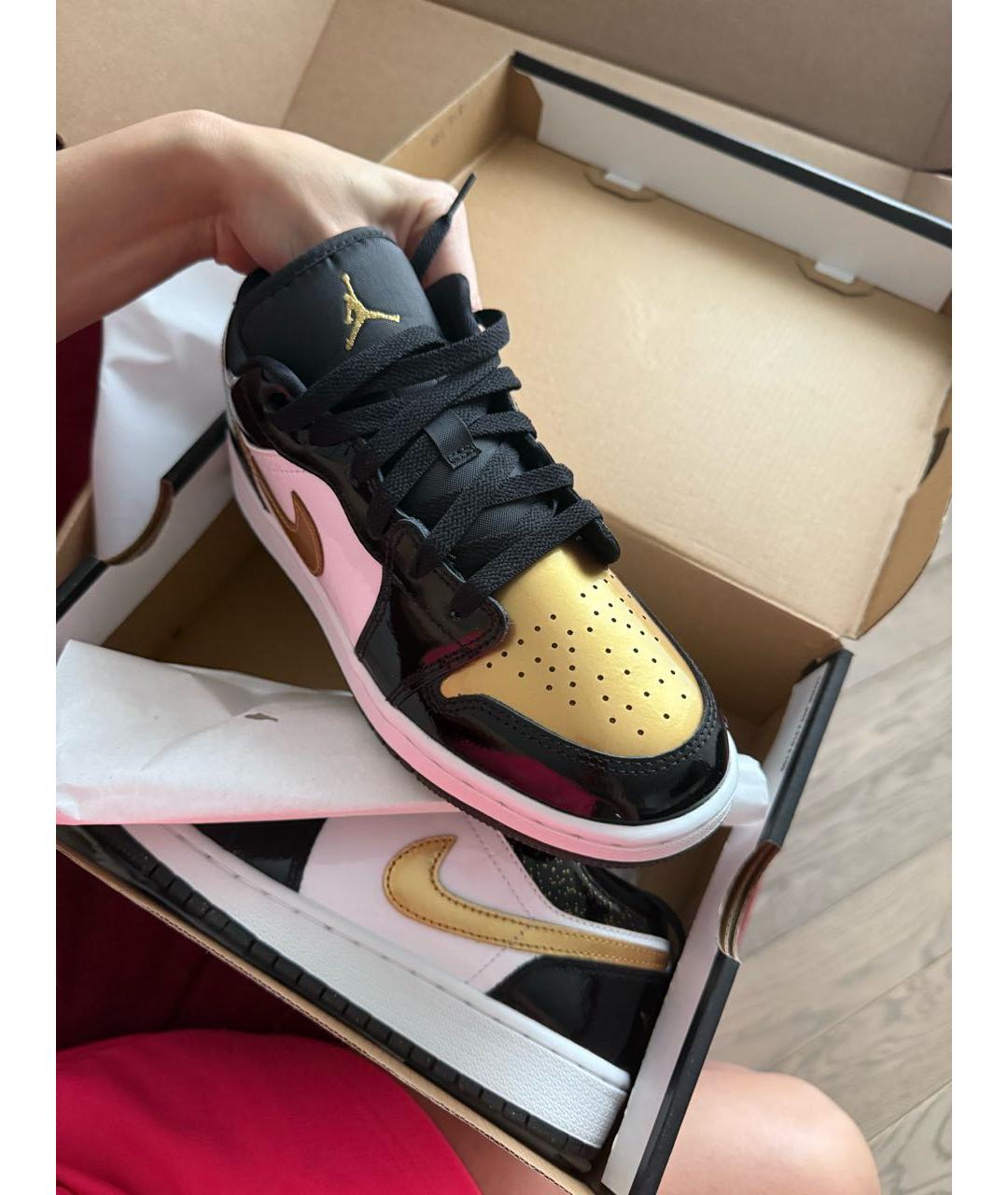 JORDAN Золотые кроссовки из лакированной кожи, фото 6