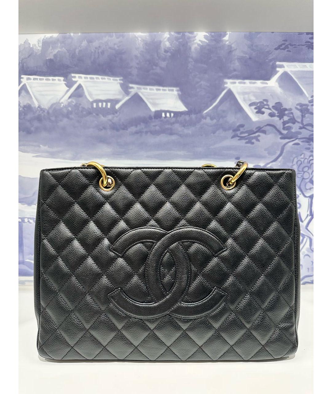 CHANEL Черная кожаная сумка тоут, фото 5