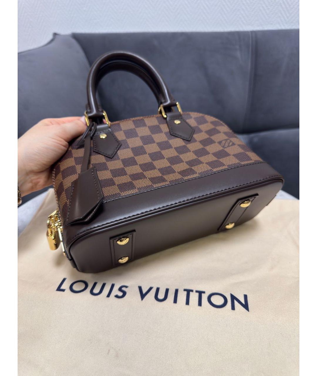 LOUIS VUITTON Коричневая кожаная сумка с короткими ручками, фото 3