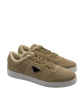 PRADA Низкие кроссовки / кеды