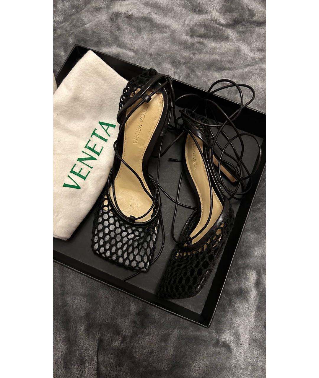 BOTTEGA VENETA Черные текстильные босоножки, фото 5