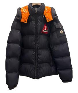 MONCLER Пуховик