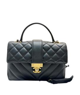 CHANEL Сумка через плечо