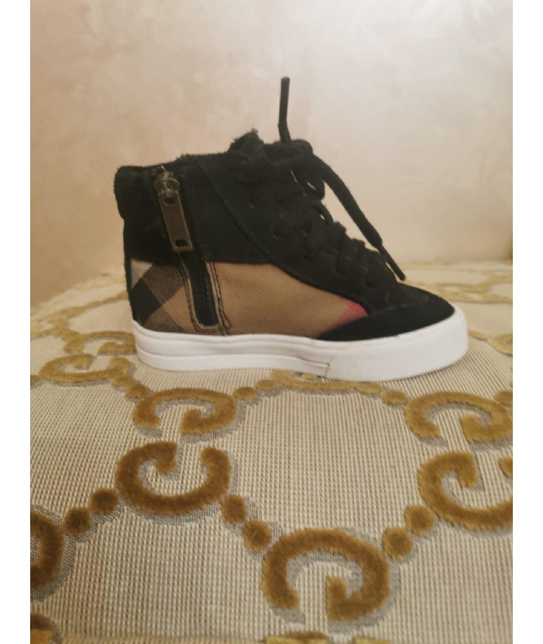 BURBERRY Черные замшевые ботинки, фото 5