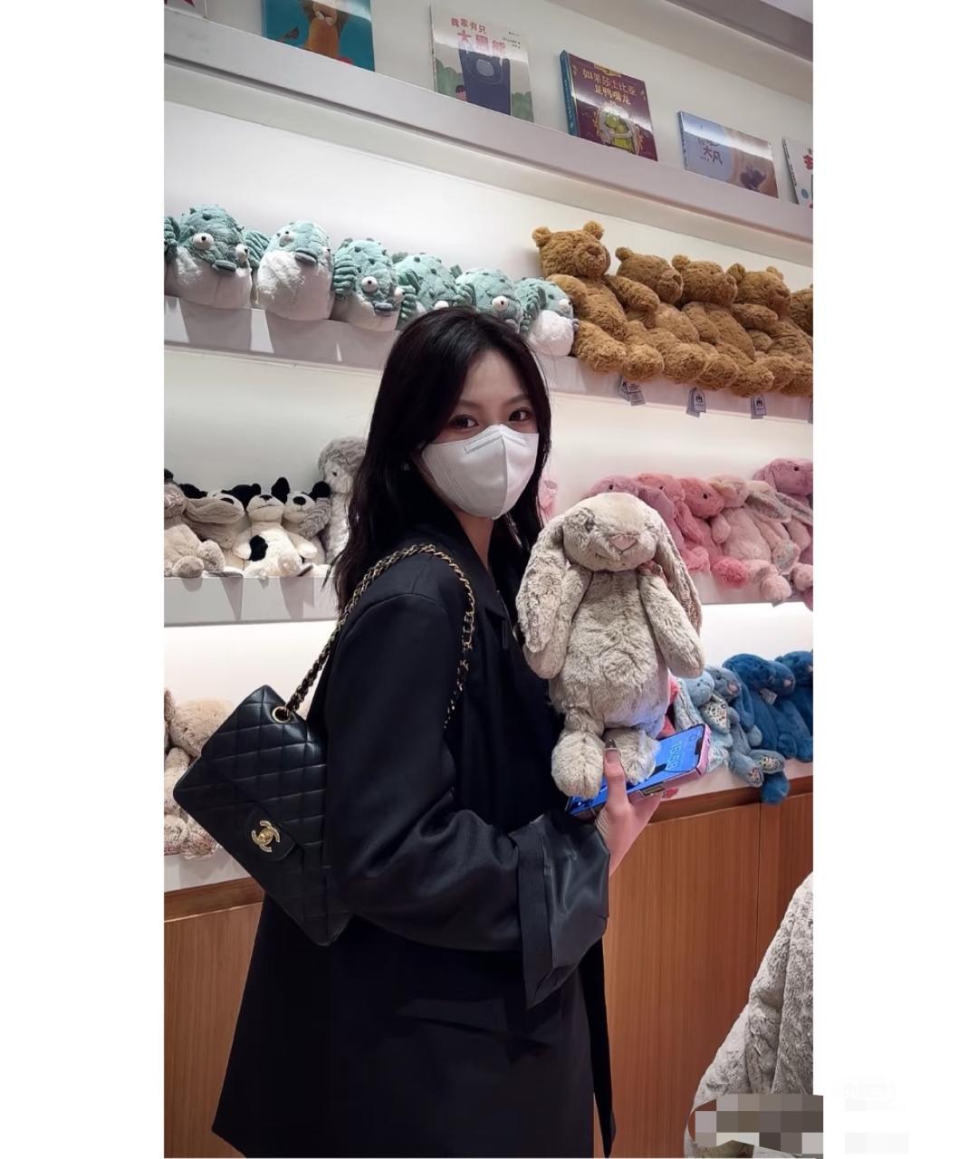 CHANEL Черная кожаная сумка через плечо, фото 8