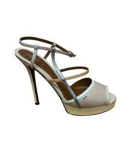 FENDI Босоножки