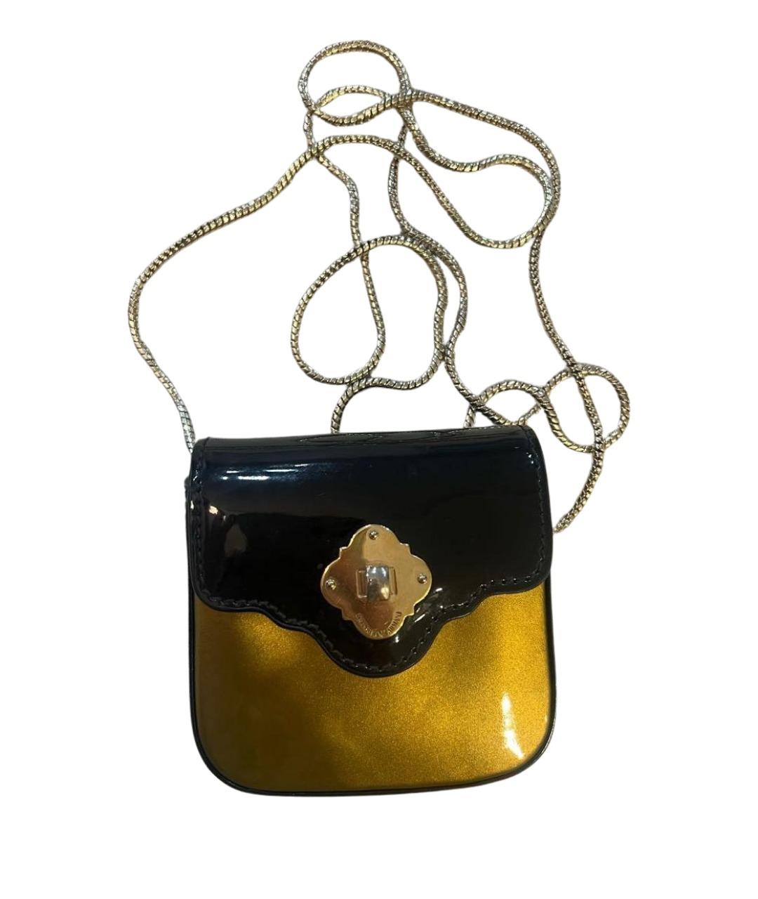 EMPORIO ARMANI Черная сумка через плечо из лакированной кожи, фото 1