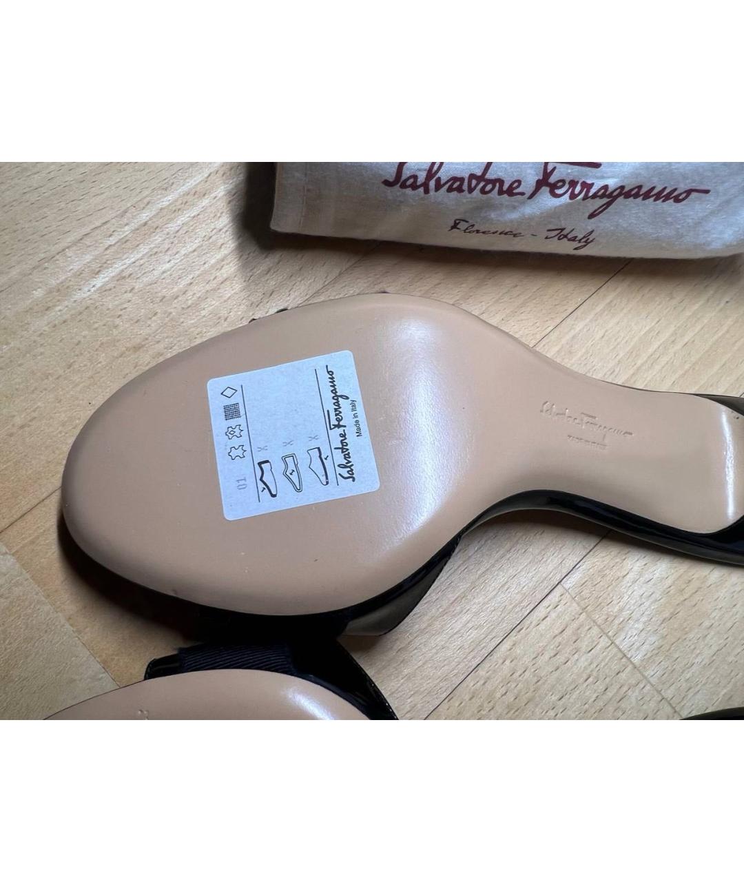 FERRAGAMO Черные босоножки из лакированной кожи, фото 5