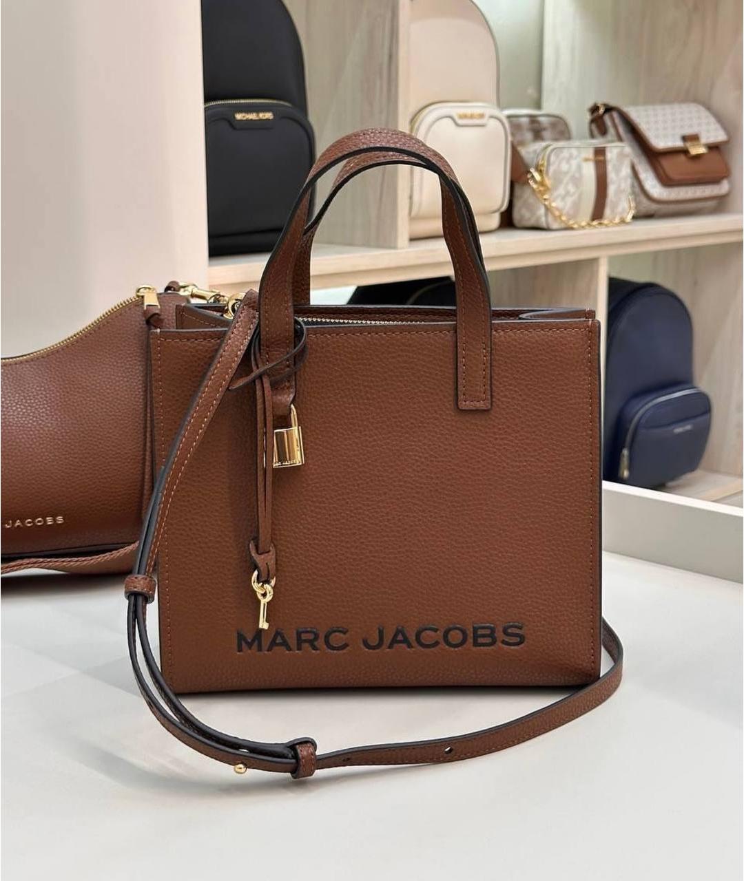 MARC JACOBS Коричневая кожаная сумка с короткими ручками, фото 3