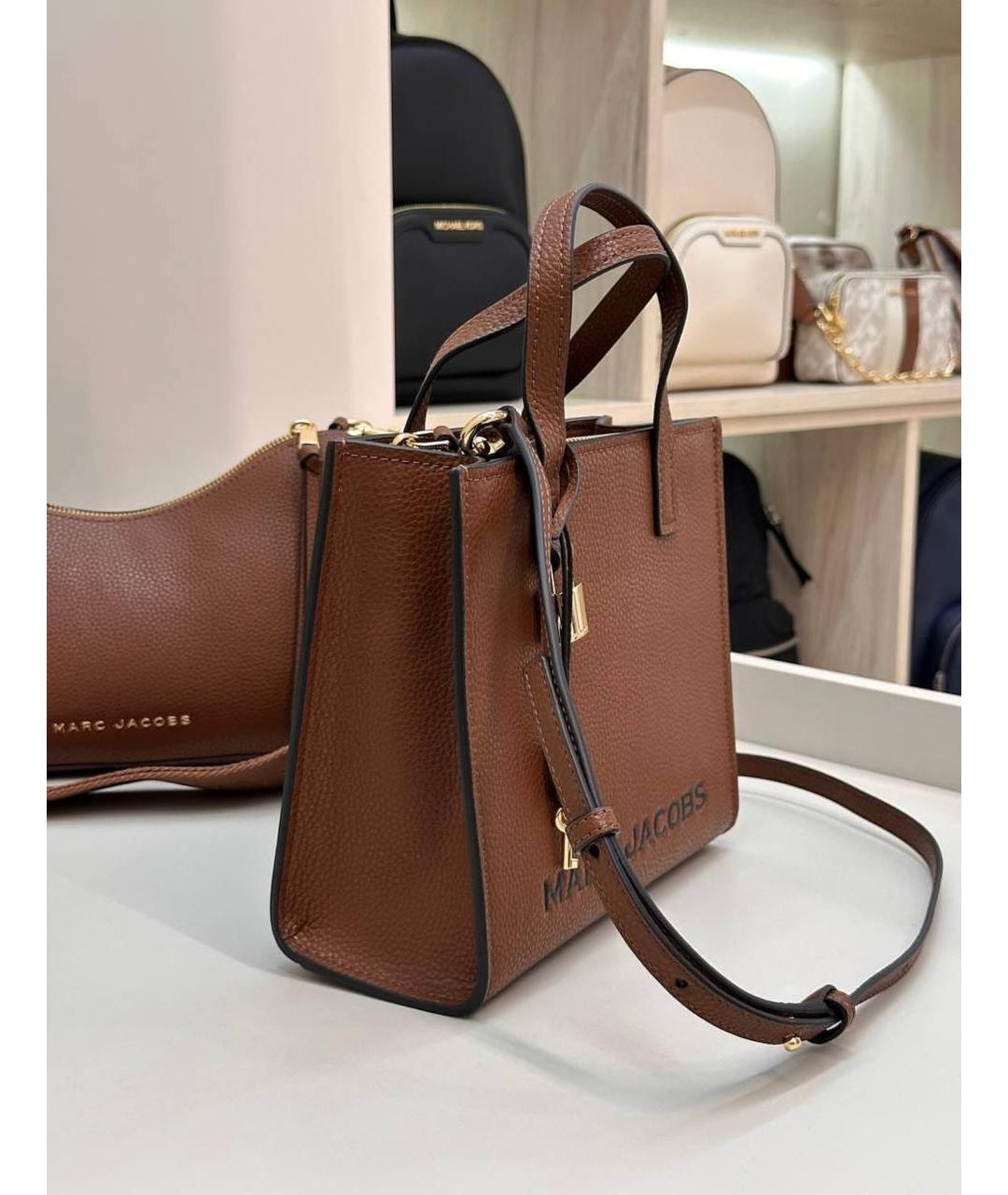 MARC JACOBS Коричневая кожаная сумка с короткими ручками, фото 4