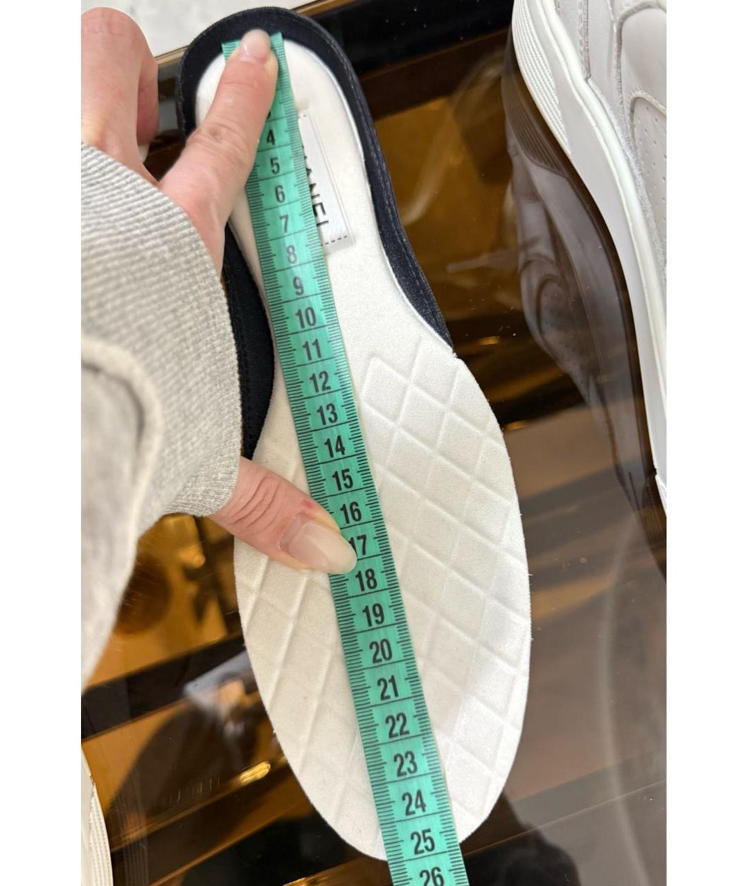 CHANEL Белые кожаные кроссовки, фото 6