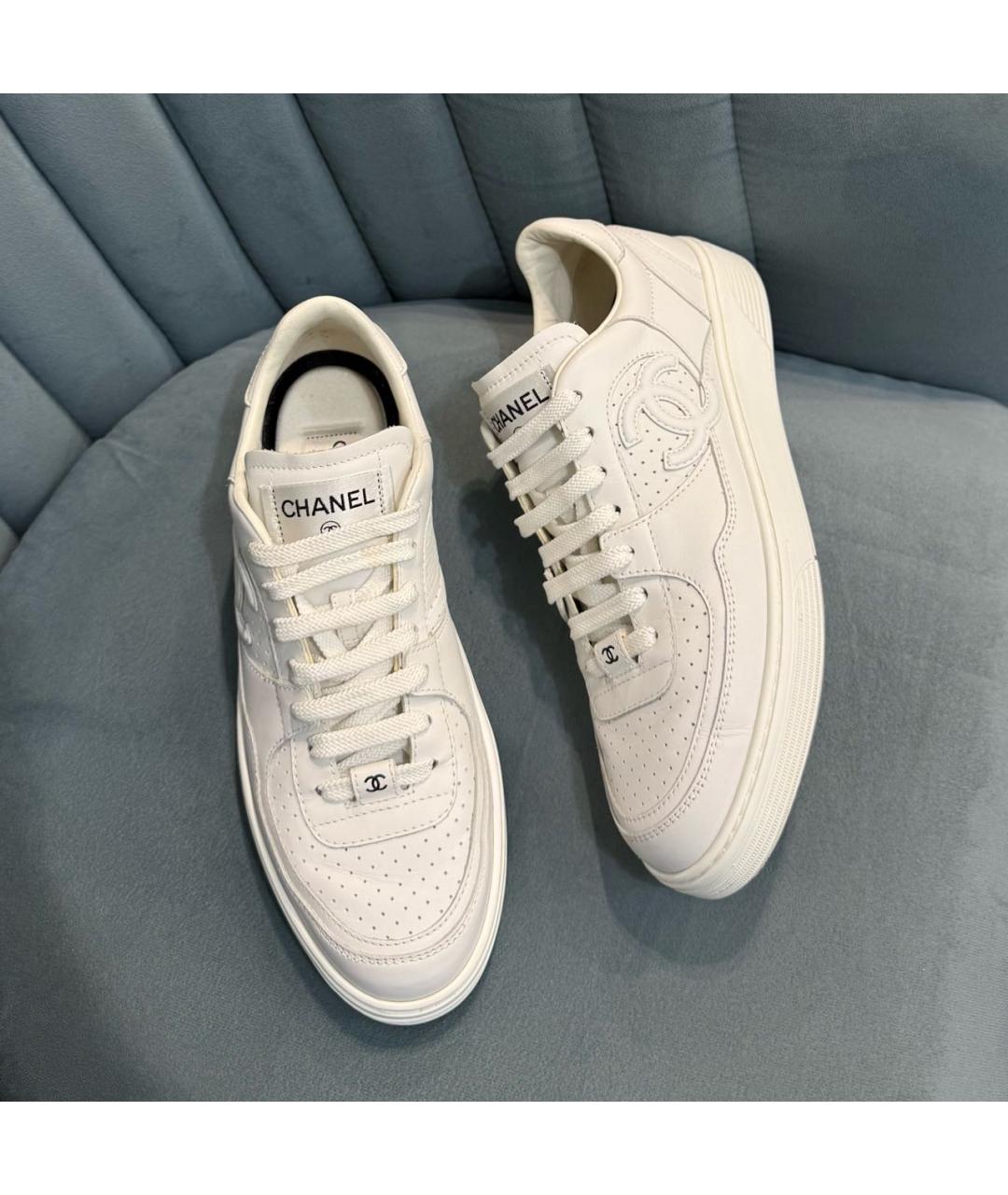 CHANEL Белые кожаные кроссовки, фото 5