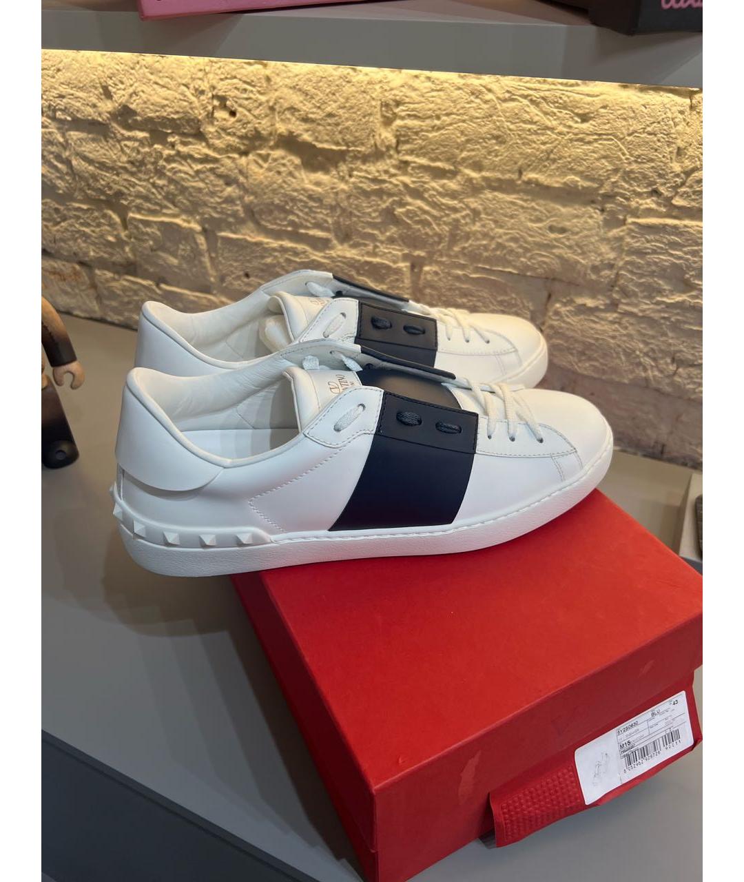 VALENTINO Белые кожаные низкие кроссовки / кеды, фото 2