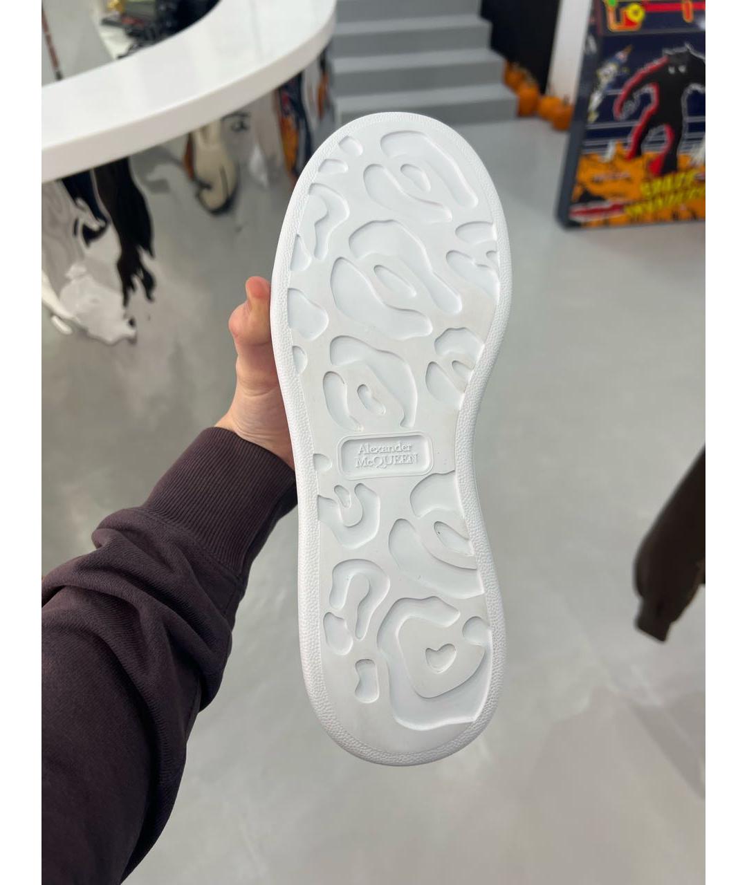 ALEXANDER MCQUEEN Белые кожаные низкие кроссовки / кеды, фото 6