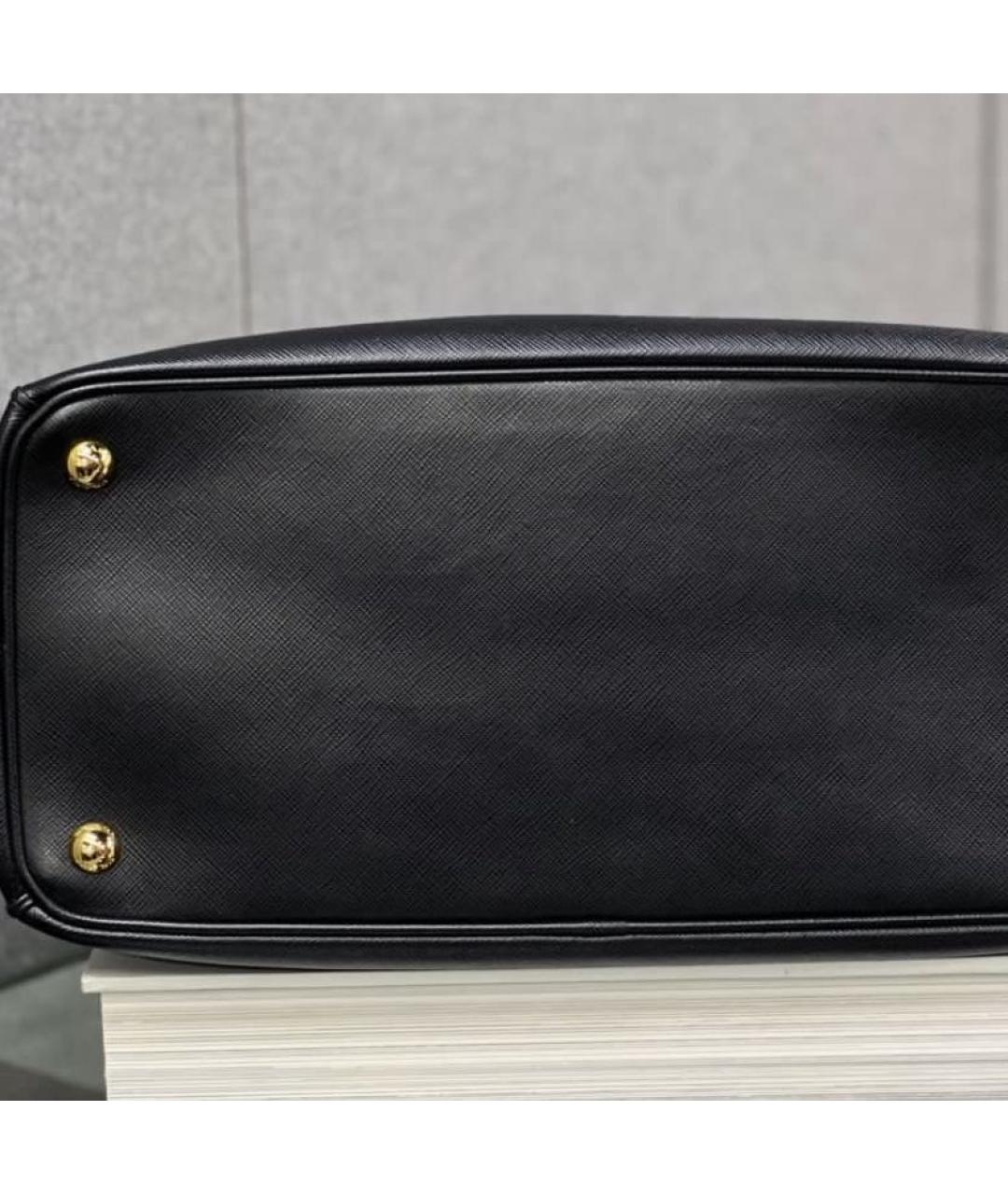 PRADA Черная кожаная сумка через плечо, фото 3