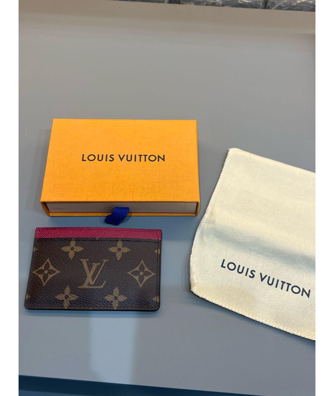 LOUIS VUITTON Коричневый кардхолдер, фото 3