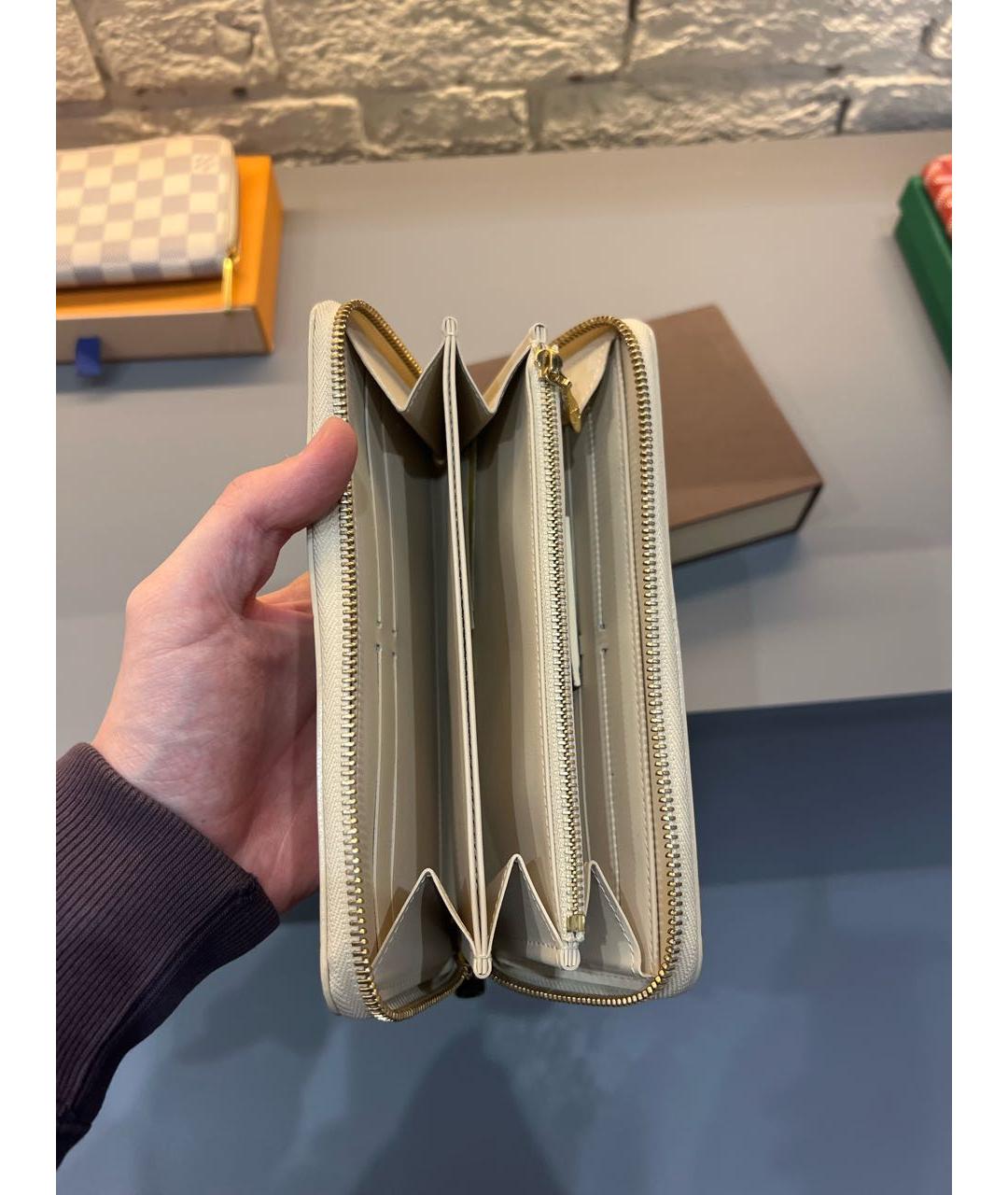 LOUIS VUITTON Мульти кошелек из лакированной кожи, фото 3