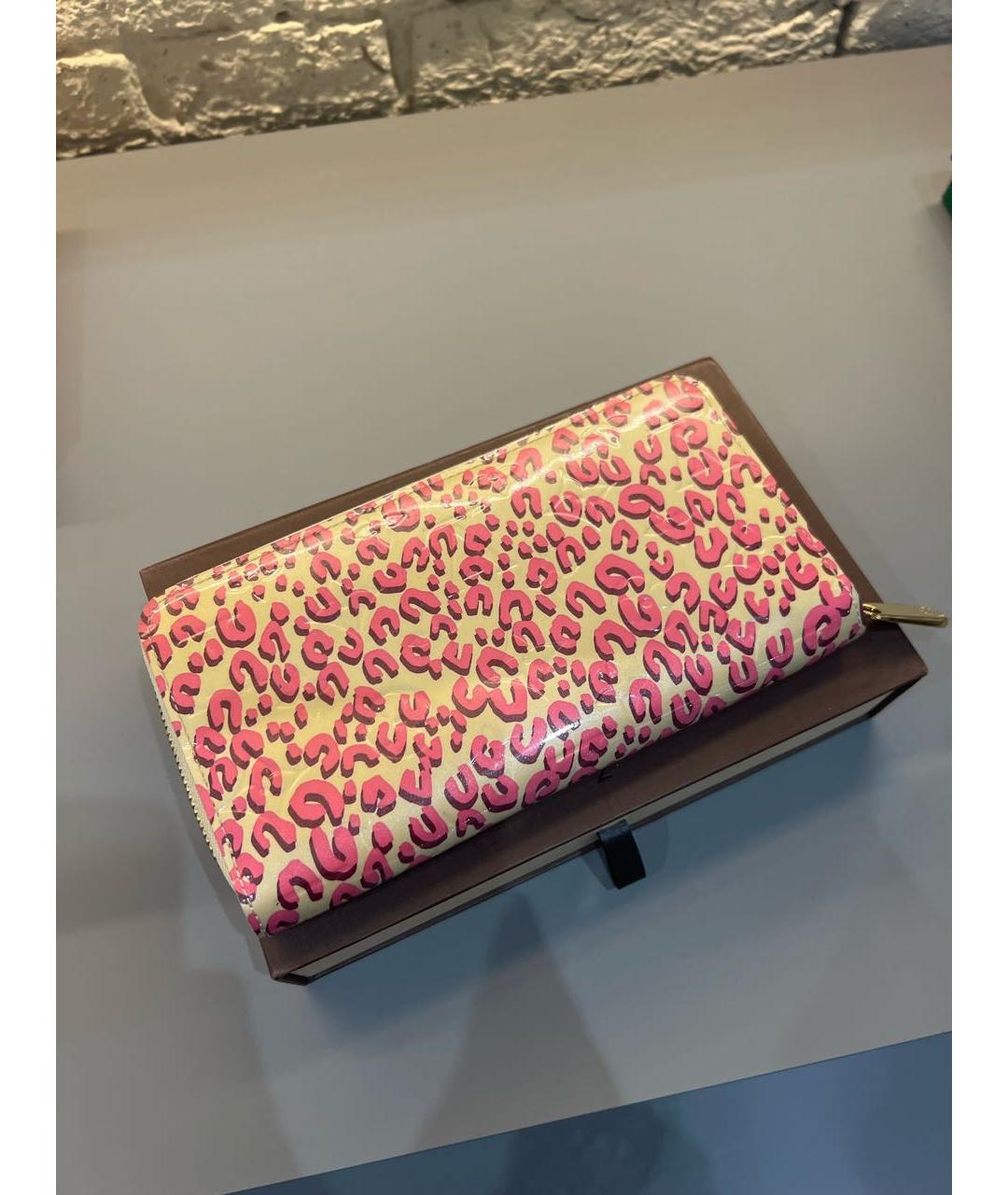 LOUIS VUITTON Мульти кошелек из лакированной кожи, фото 2