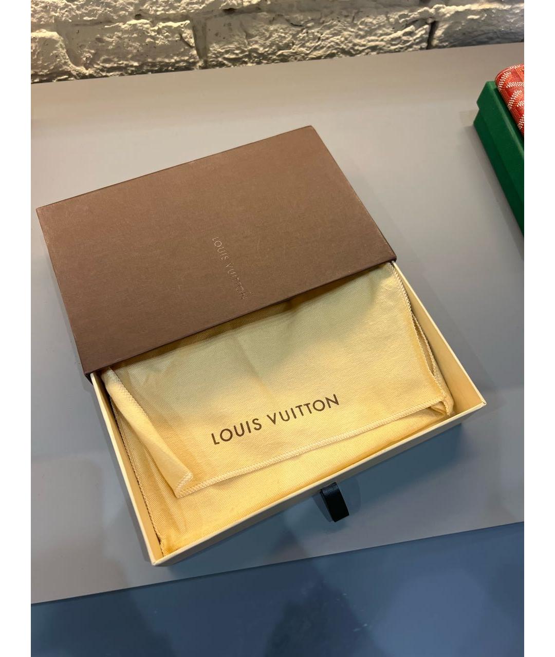 LOUIS VUITTON Мульти кошелек из лакированной кожи, фото 4