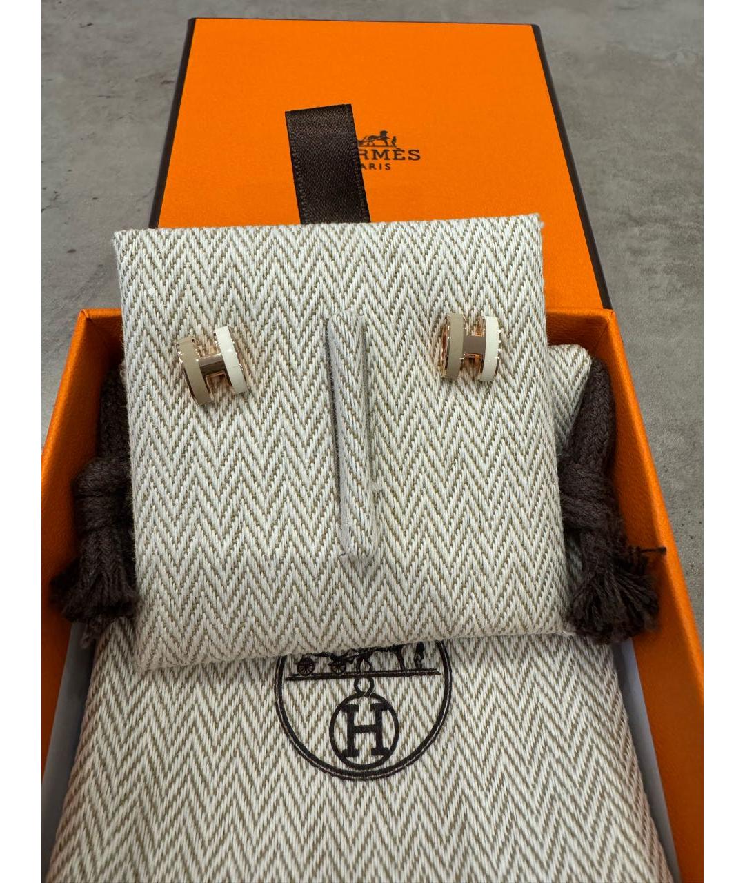 HERMES Бежевые металлические серьги, фото 2