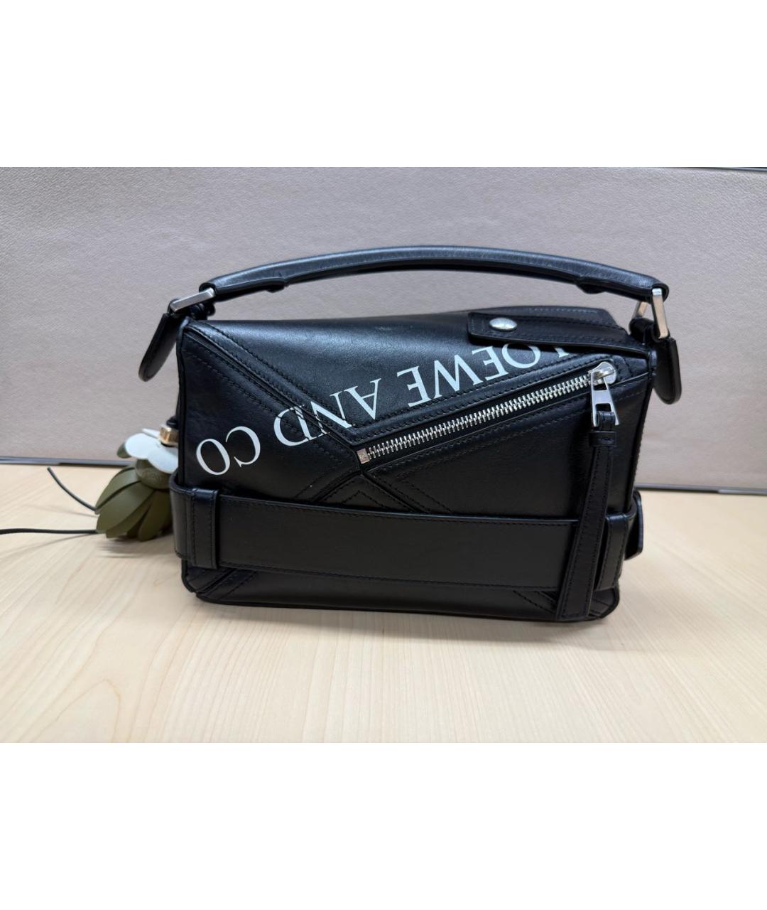 LOEWE Черная кожаная сумка с короткими ручками, фото 3