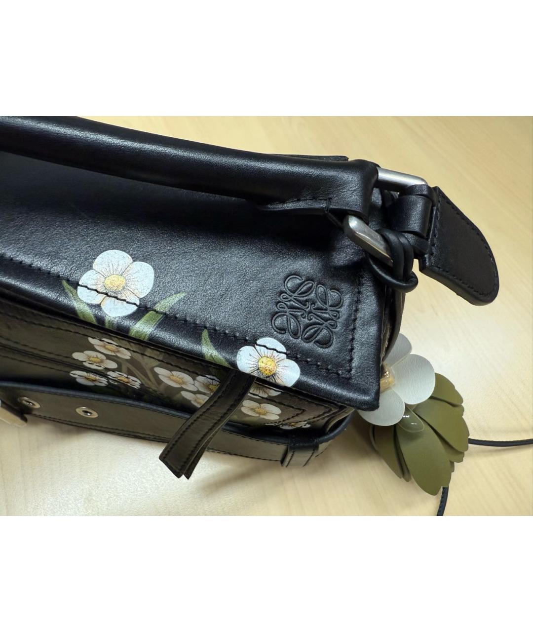 LOEWE Черная кожаная сумка с короткими ручками, фото 6