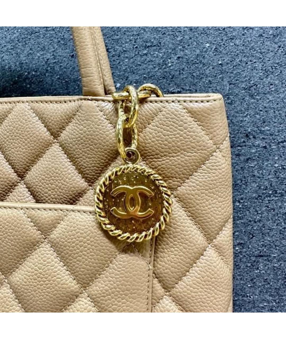 CHANEL Бежевая кожаная сумка тоут, фото 3