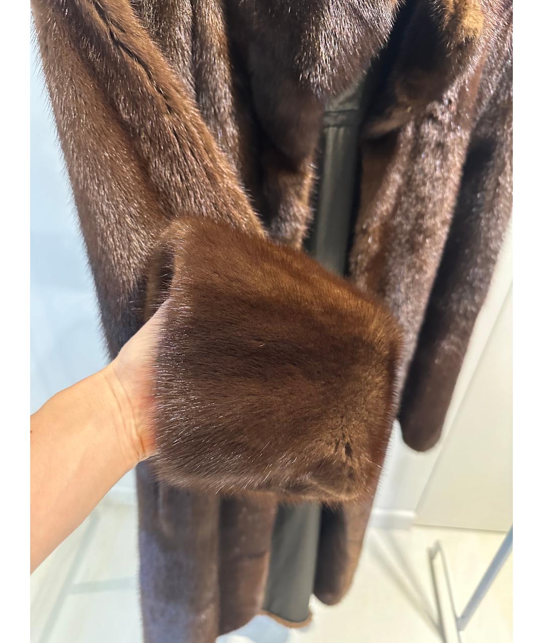 YVES SAINT LAURENT BEAUTY Коричневая меховая шуба, фото 4