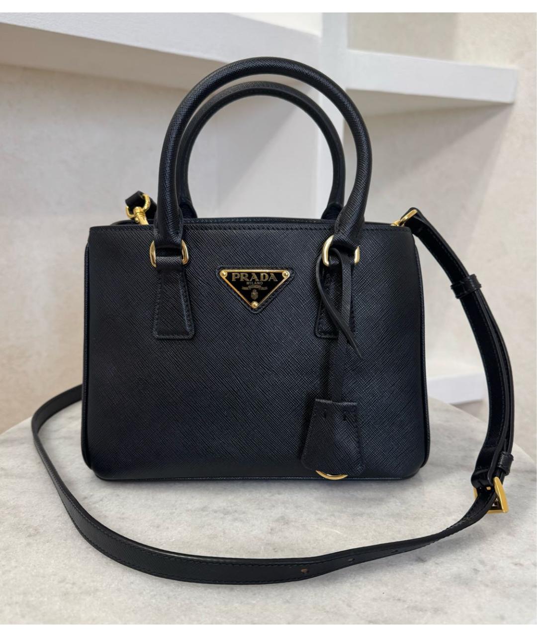 PRADA Черная кожаная сумка через плечо, фото 2