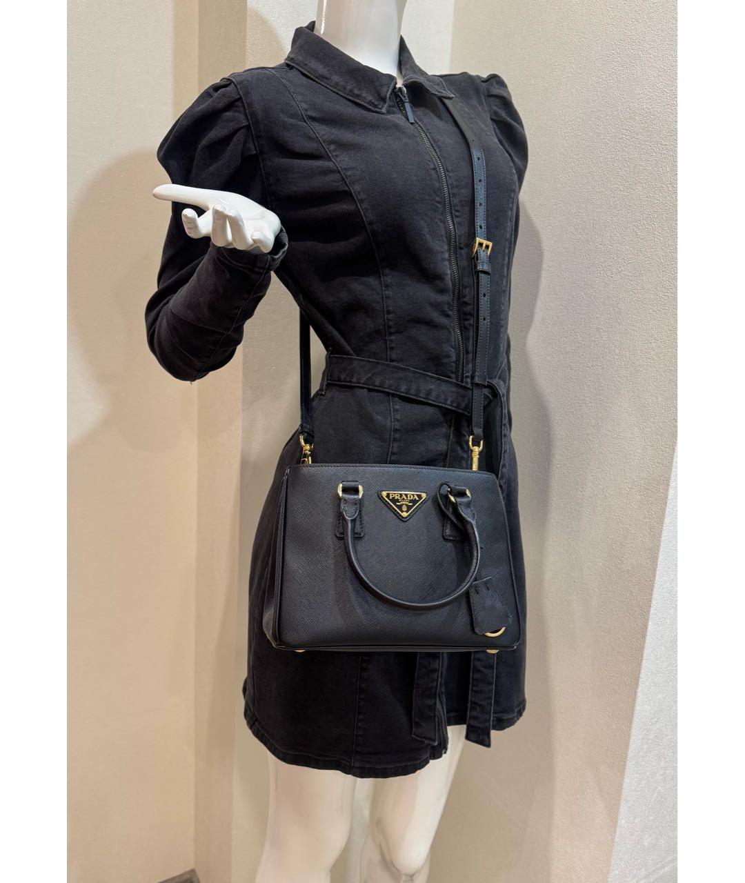 PRADA Черная кожаная сумка через плечо, фото 5