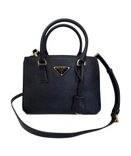 PRADA Сумка через плечо