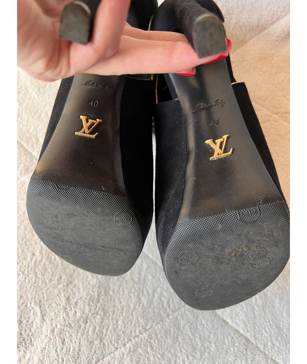 LOUIS VUITTON Черные замшевые ботильоны, фото 6